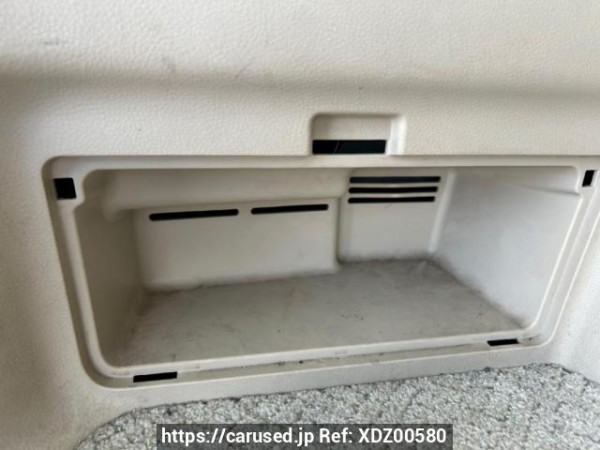 Used 2005 AT toyota alphard ANH10W Image[46]