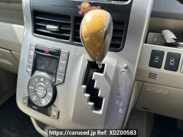 Used 2008 AT toyota noah ZRR70W Image[27]