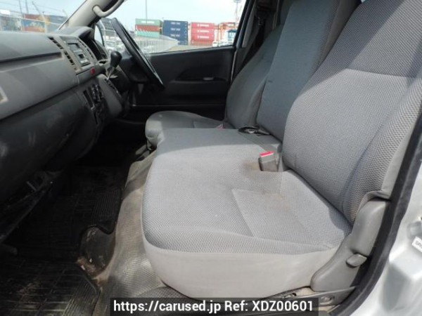 Used 2005 AT toyota hiace-van KDH205V Image[10]