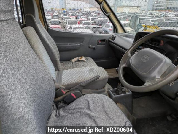 Used 2004 MT toyota hiace-van TRH102V Image[8]