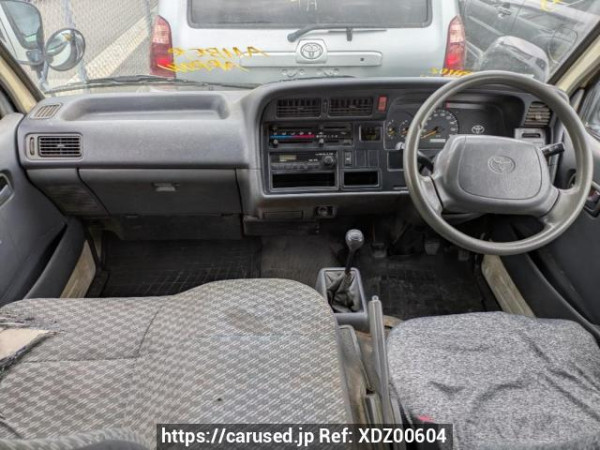 Used 2004 MT toyota hiace-van TRH102V Image[11]