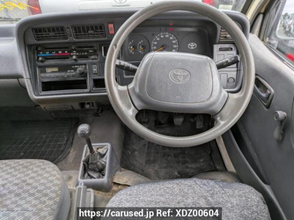 Used 2004 MT toyota hiace-van TRH102V Image[13]
