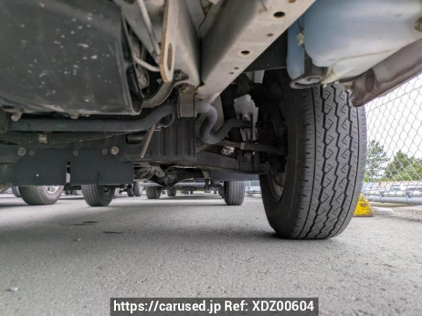 Used 2004 MT toyota hiace-van TRH102V Image[22]