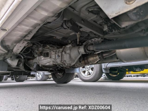 Used 2004 MT toyota hiace-van TRH102V Image[26]