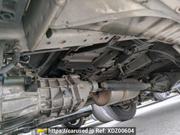 Used 2004 MT toyota hiace-van TRH102V Image[27]
