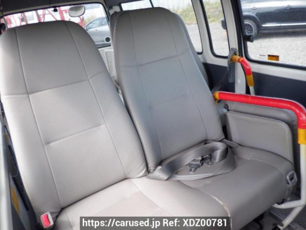 Used 2003 AT toyota hiace-commuter RZH125B Image[14]