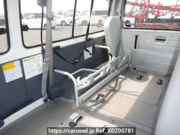 Used 2003 AT toyota hiace-commuter RZH125B Image[17]