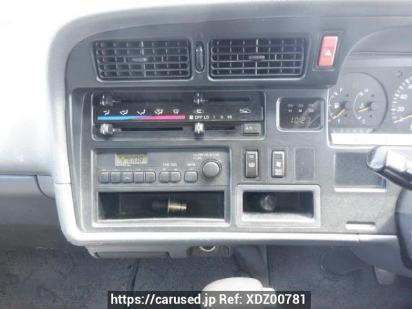 Used 2003 AT toyota hiace-commuter RZH125B Image[27]