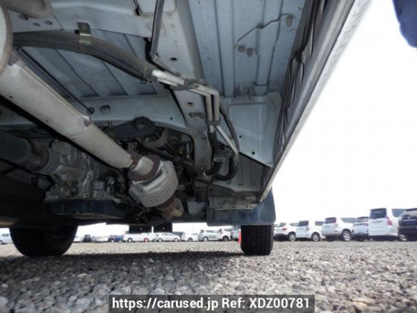 Used 2003 AT toyota hiace-commuter RZH125B Image[40]