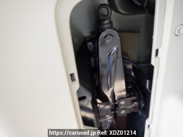 Used 2009 AT toyota noah ZRR70W Image[41]