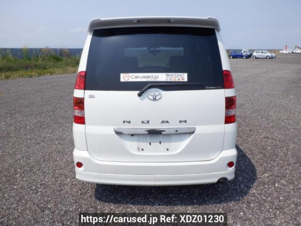 Used 2002 AT toyota noah AZR60G Image[5]