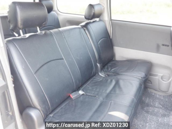 Used 2002 AT toyota noah AZR60G Image[14]