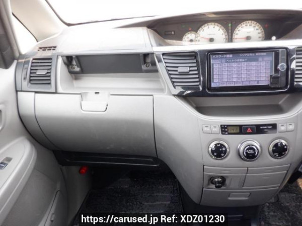 Used 2002 AT toyota noah AZR60G Image[18]