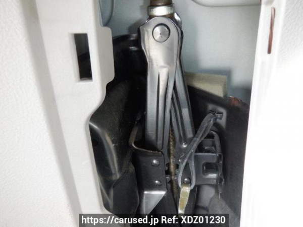Used 2002 AT toyota noah AZR60G Image[41]