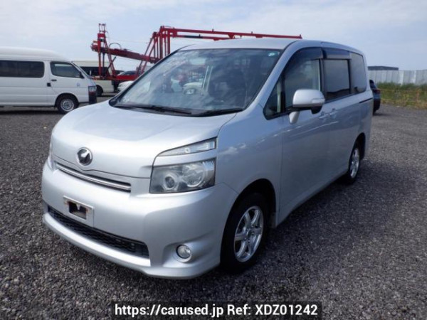 Used2008 AT Toyota Voxy ZRR70GImage[2]