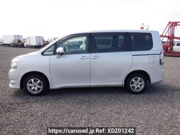 Used2008 AT Toyota Voxy ZRR70GImage[3]