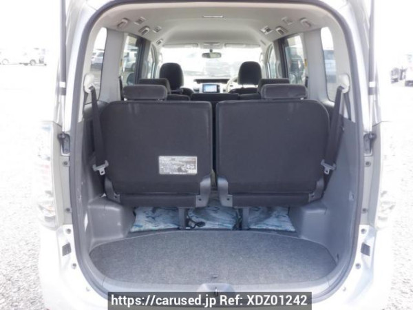 Used 2008 AT toyota voxy ZRR70G Image[8]