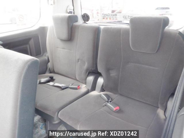 Used 2008 AT toyota voxy ZRR70G Image[16]
