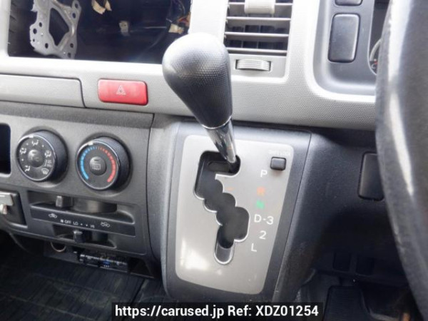 Used 2007 AT toyota regiusace-van KDH200V Image[22]