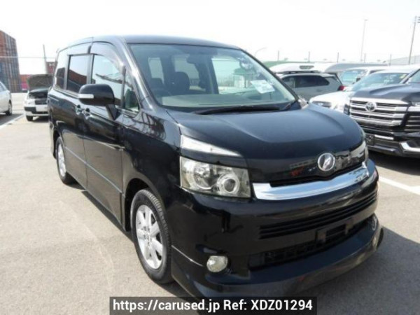 Used 2007 AT toyota voxy ZRR70W Image[0]