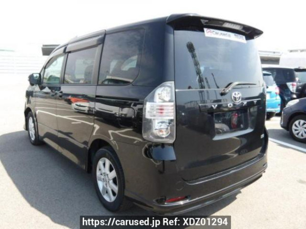 Used 2007 AT toyota voxy ZRR70W Image[3]