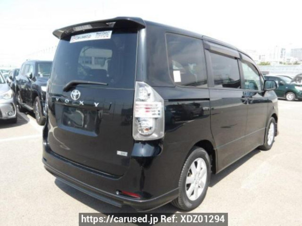 Used 2007 AT toyota voxy ZRR70W Image[5]
