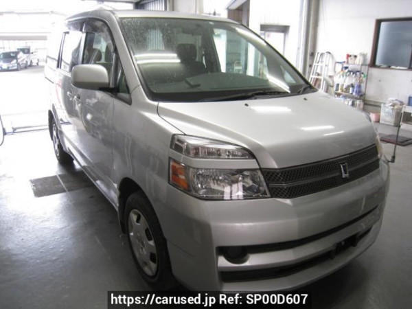 Used2006 AT Toyota Voxy AZR60GImage[0]