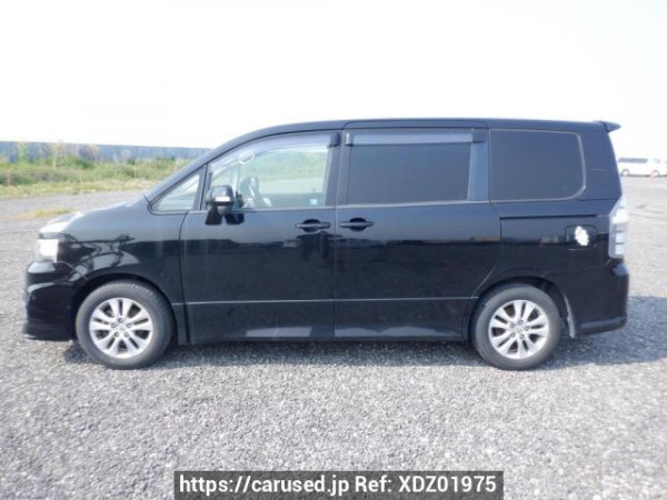 Used 2010 AT toyota voxy ZRR70W Image[3]