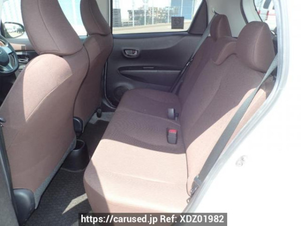 Used 2012 AT toyota vitz NSP130 Image[12]