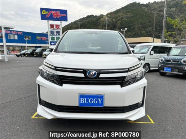 Used2016 AT Toyota Voxy ZWR80GImage[1]