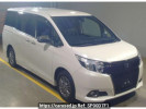 Toyota Esquire ZRR80G
