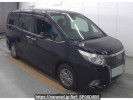 Toyota Esquire ZRR80G