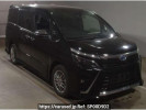 Toyota Voxy ZWR80W
