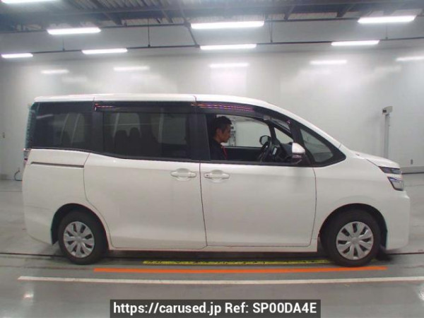 Used 2019 AT toyota voxy ZRR80G Image[2]