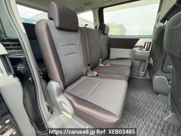 Used 2008 AT toyota voxy ZRR70W Image[14]