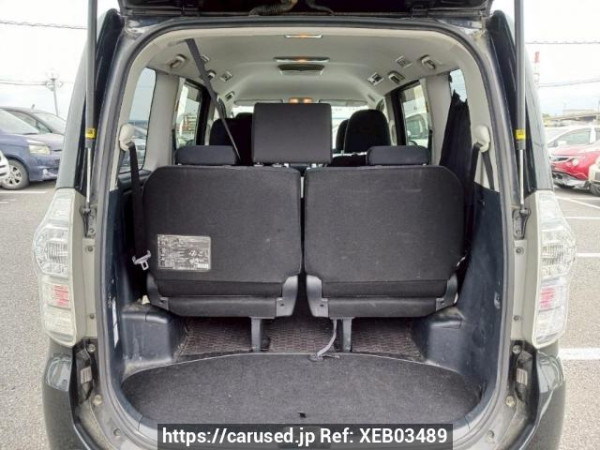 Used 2010 AT toyota voxy ZRR70W Image[8]