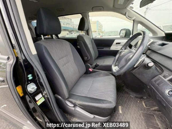Used 2010 AT toyota voxy ZRR70W Image[12]