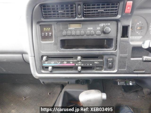 Used 2002 AT toyota hiace-wagon RZH111G Image[22]