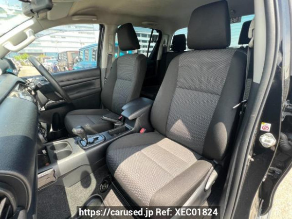 Used 2018 AT toyota hilux GUN125 Image[15]