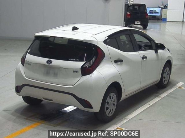 Used2021 AT Toyota Aqua MXPK10Image[1]