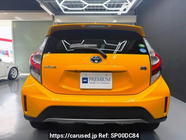 Used 2017 AT toyota aqua NHP10H Image[1]