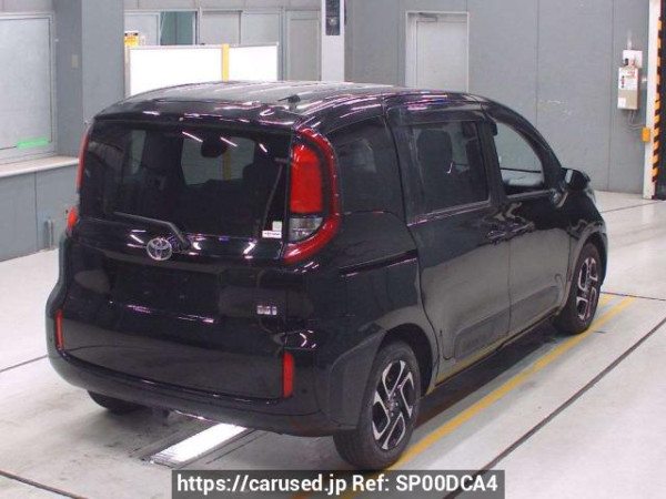 Used 2023 AT toyota sienta MXPL10G Image[1]