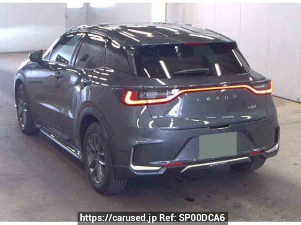 Used2024 AT Lexus LBX MAYH10Image[1]