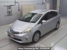 Toyota Prius alpha ZVW41W
