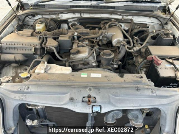 Used 2002 AT toyota hilux-surf RZN215W Image[9]