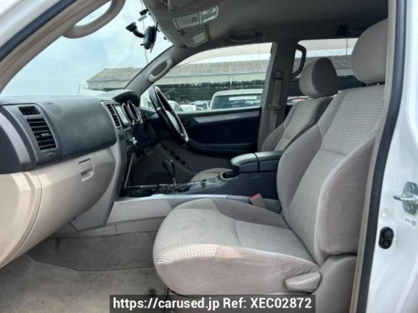 Used 2002 AT toyota hilux-surf RZN215W Image[14]