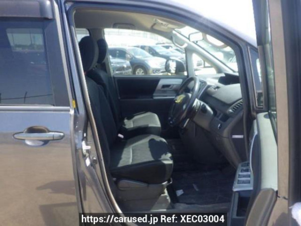 Used 2008 AT toyota noah ZRR70W Image[11]