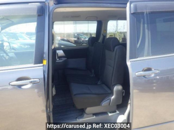 Used 2008 AT toyota noah ZRR70W Image[14]