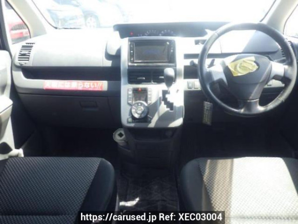 Used 2008 AT toyota noah ZRR70W Image[17]