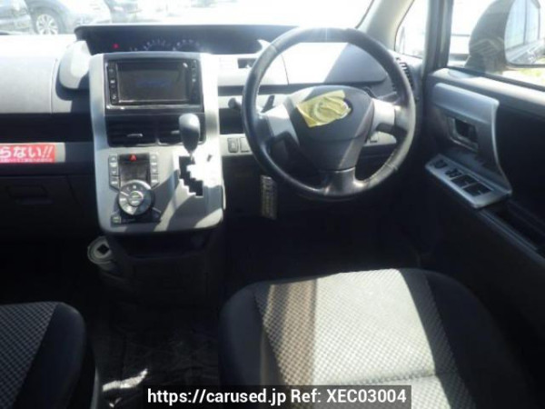 Used 2008 AT toyota noah ZRR70W Image[19]